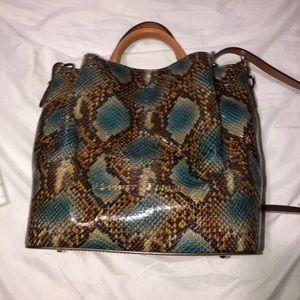 Dooney and bourke crossbody or shoulder bag